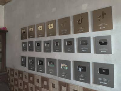 play button