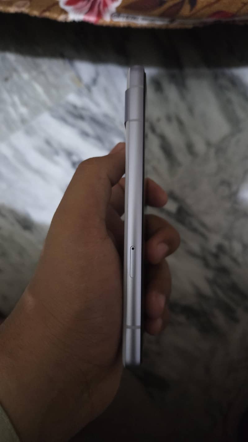 Google Pixel 7a 4
