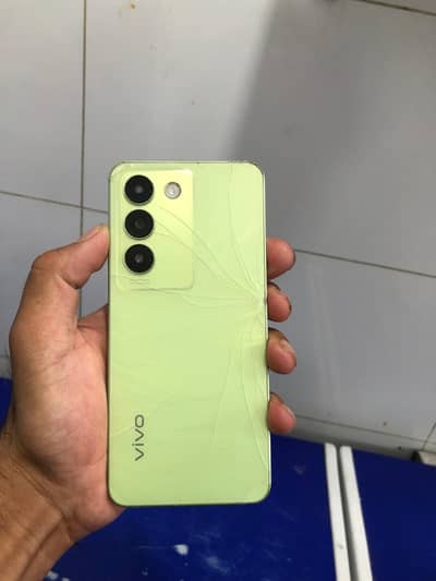 Vivo Y100