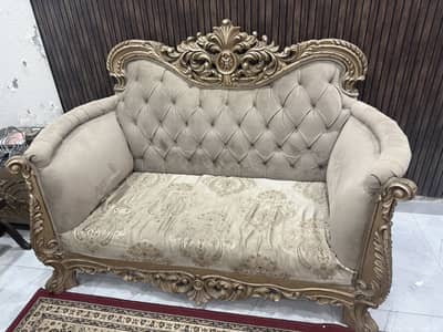 7 Seater Victorian Design Luxury Sofa Set  (Tables Not for Sale)