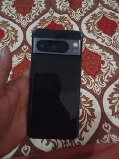 Google Pixel 8 Pro