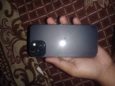 Apple iPhone 15