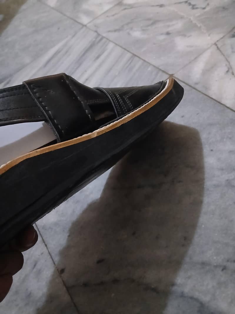 sandal 2