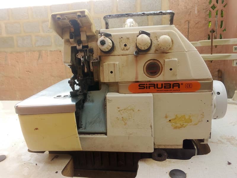 Pico/Overlock Siruba Machine 2