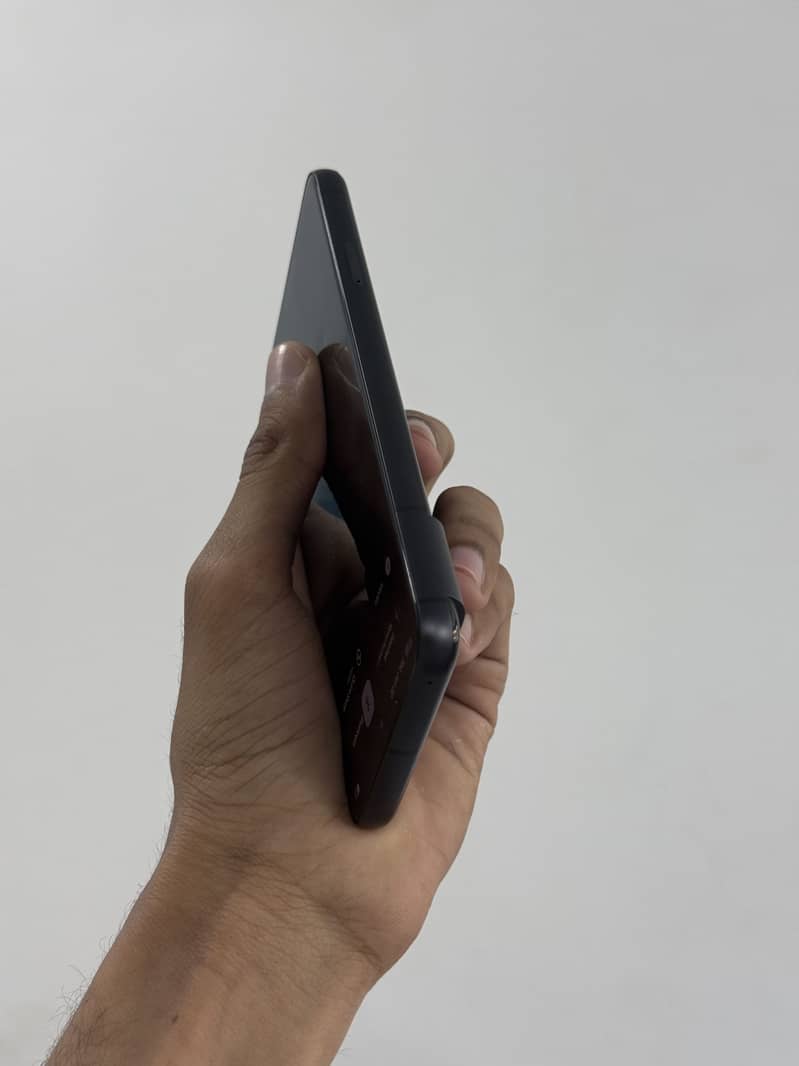 Google pixel 8 2