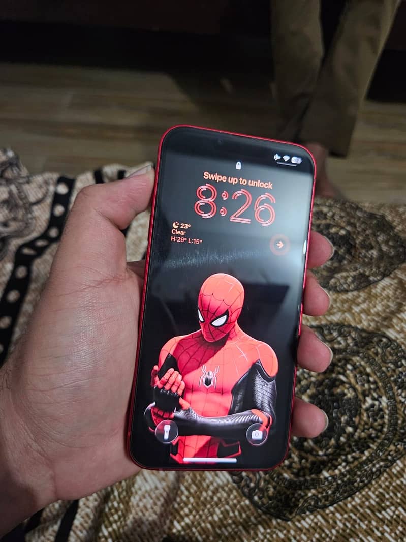 Apple iPhone 13 2