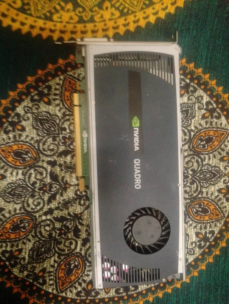 QUADRO 4000 0
