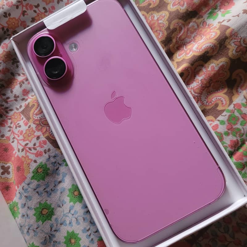 iPhone 16 2