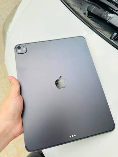 ipad M5 pro 13 inches