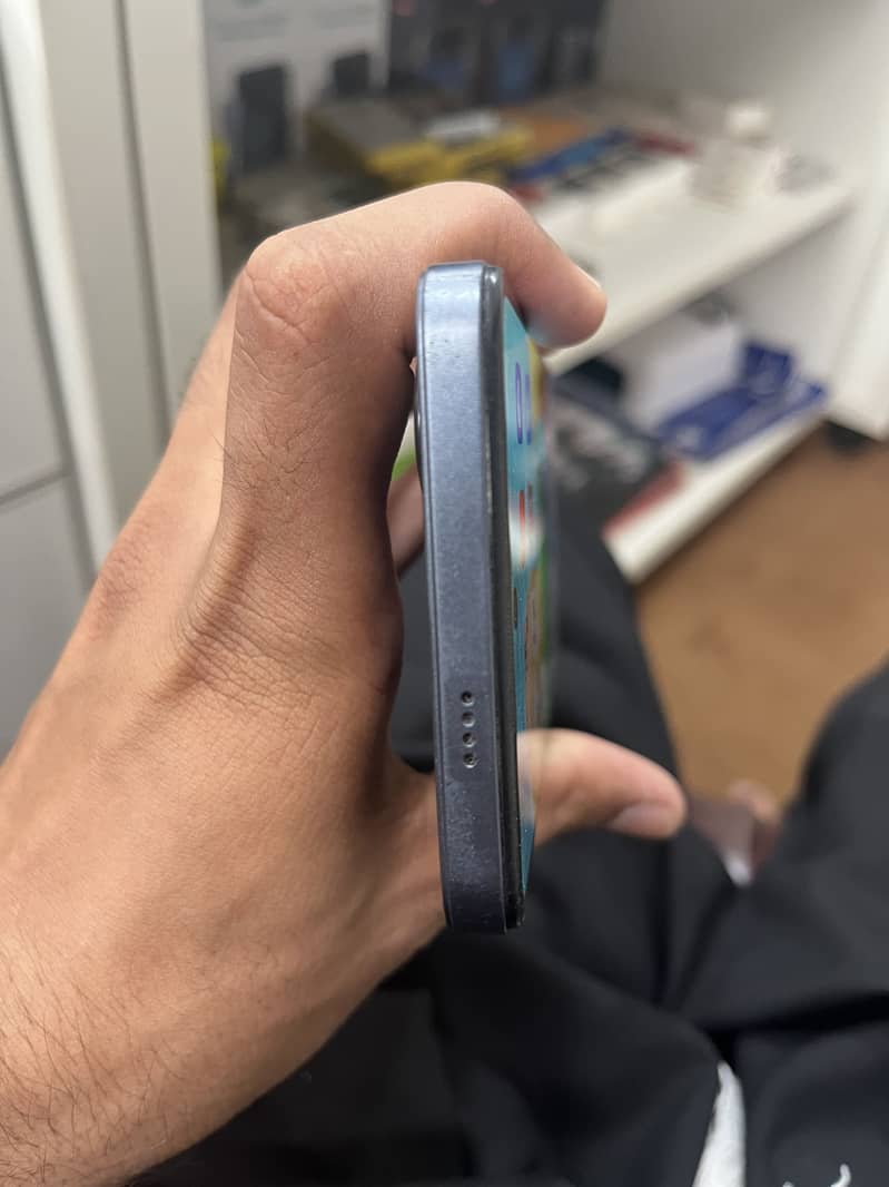 Mobile 4