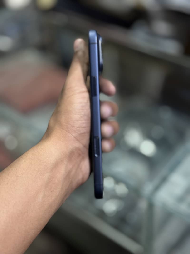 Iphone 17 pro max 2