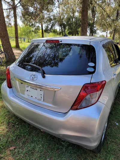 Toyota Vitz 2011