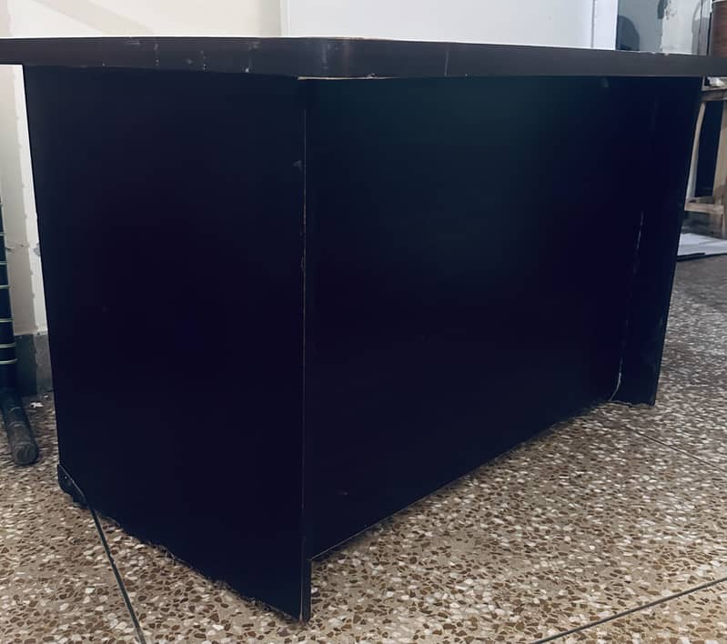 Computer Table 0
