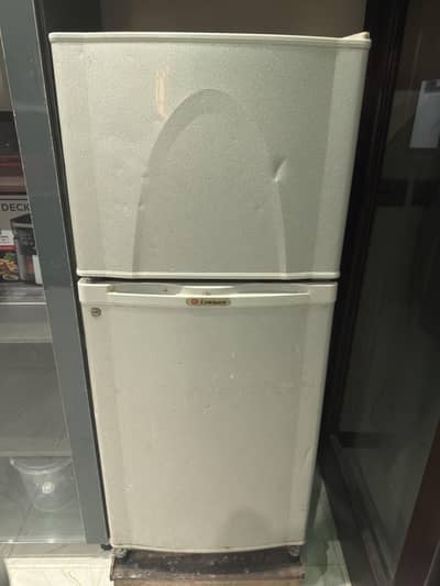 Dawlance Double Door Fridge – Reliable Cooling, Budget Price