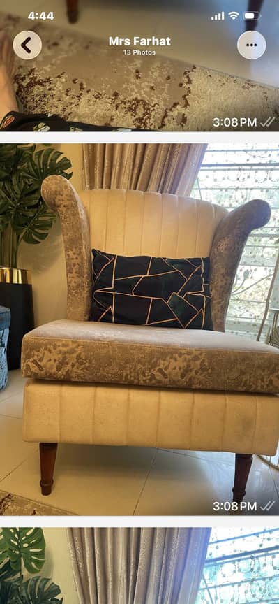 2 sofa chairs