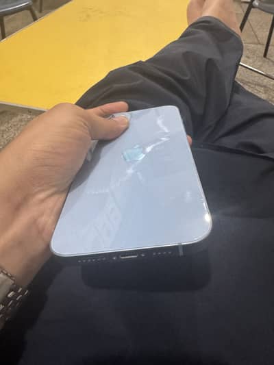 Apple iPhone 14 plus 128gb (2 months Sim warranty)