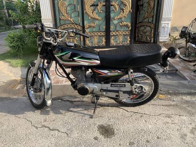 125 for sale new condition
