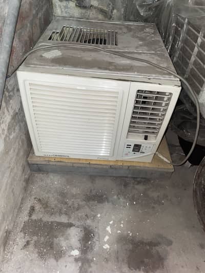 0.75 Ton Window AC (Used + Needs Repair)