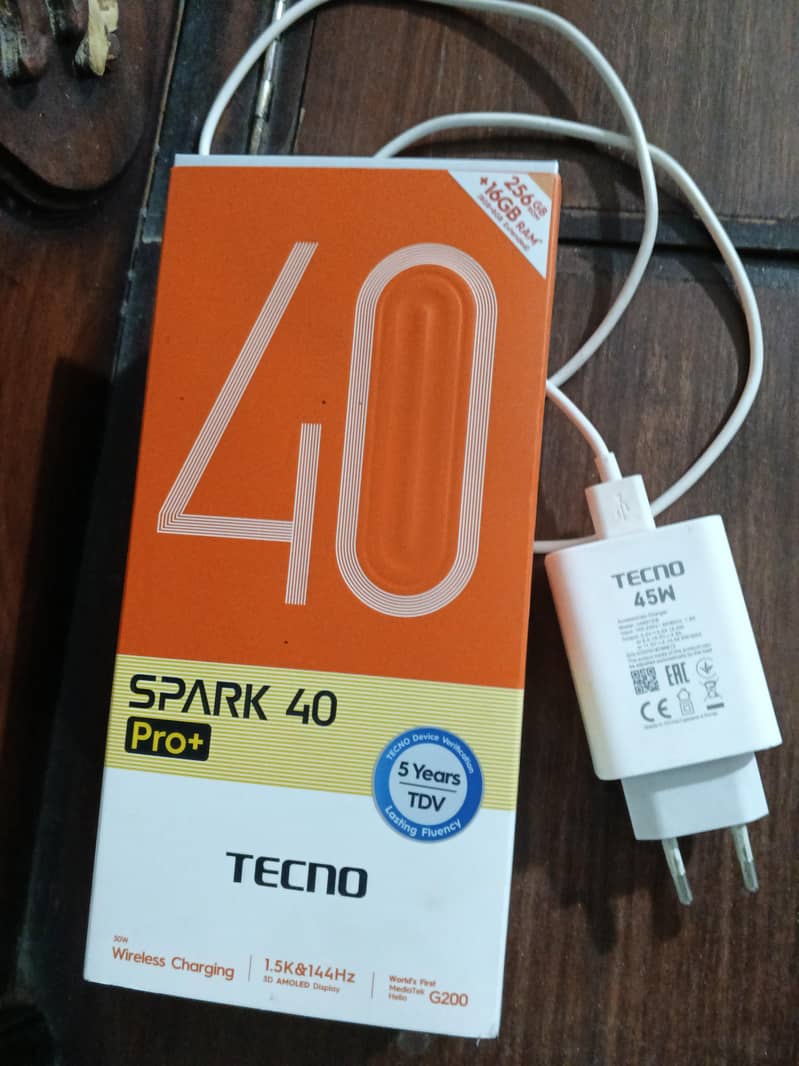 Tecno spark 40pro plus 6