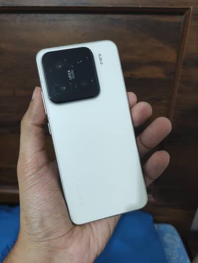 Xiaomi 15 12/256 with full box