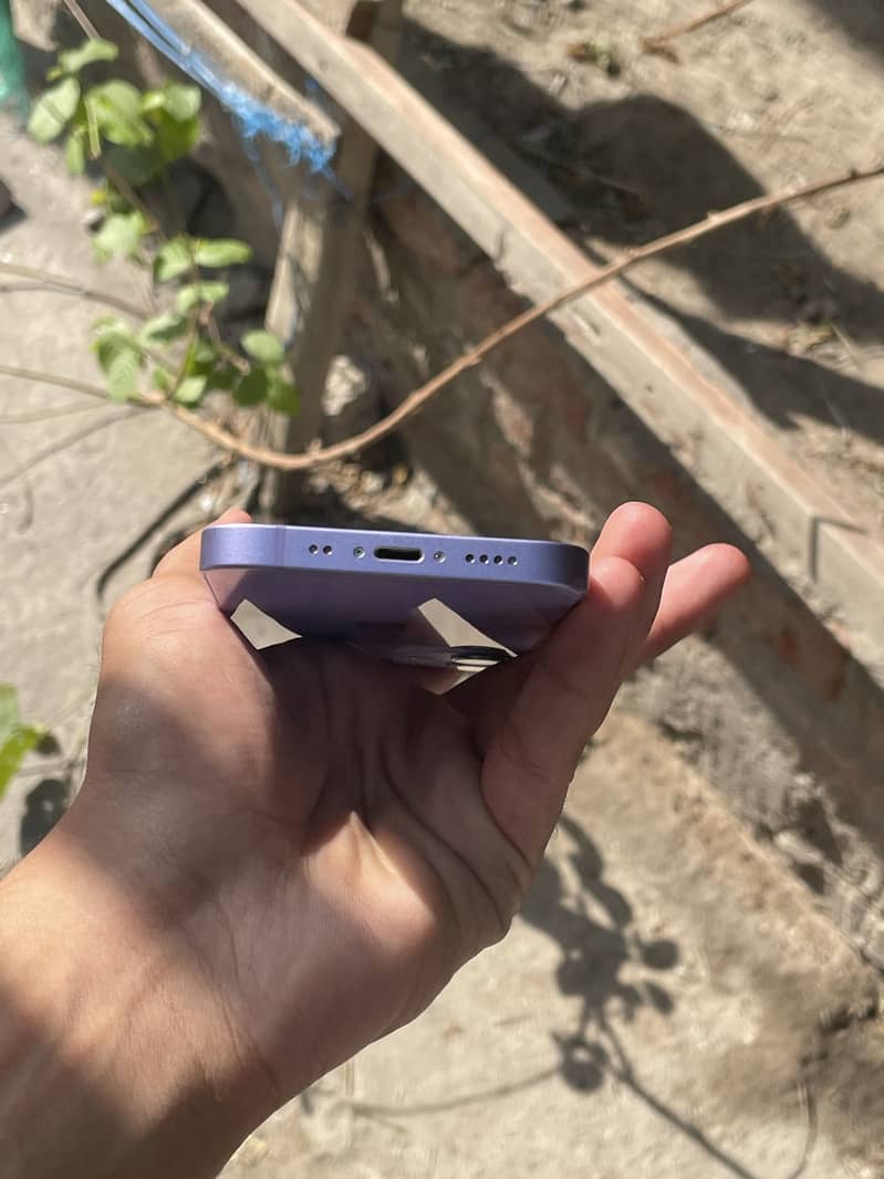 Apple iPhone 12 mini 3