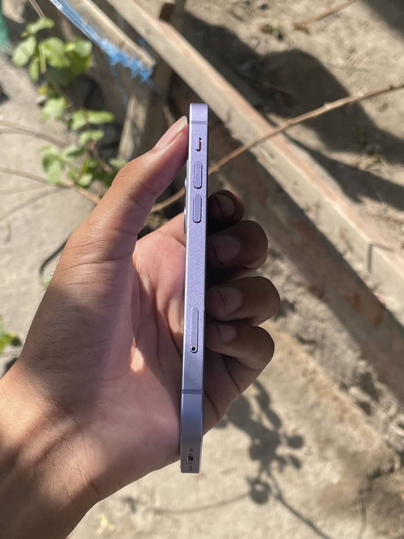 Apple iPhone 12 mini 5
