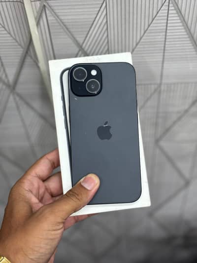 iPhone  15