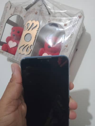 HUAWEI y9