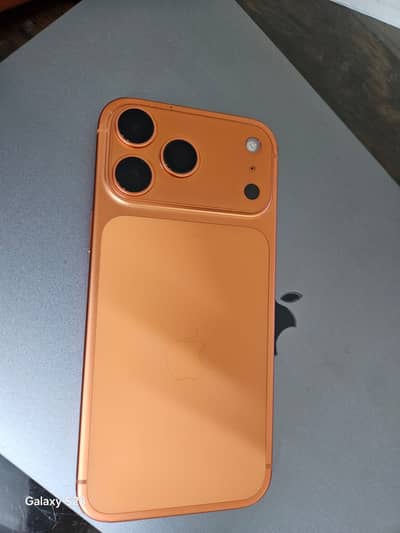 Apple iPhone 17 Pro Max 100% health with box