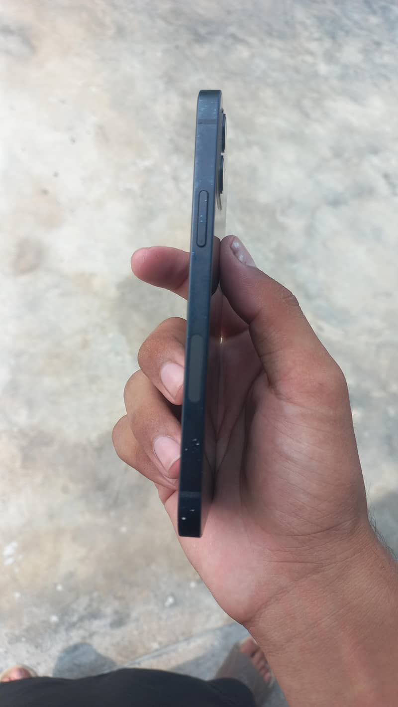 iphone 12 2