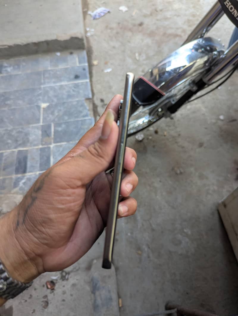 Tecno CAMON i 3