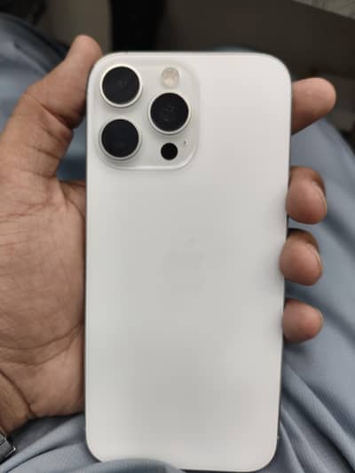 Apple iPhone 16 Pro Max