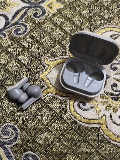 zero gravity air buds