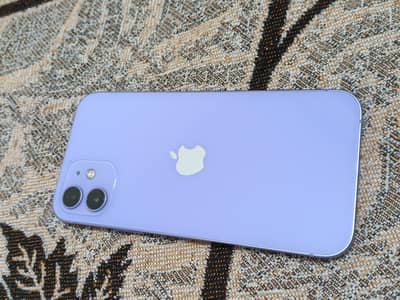 Apple iPhone 12