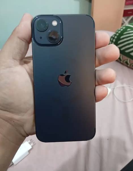 Apple iPhone 13 3