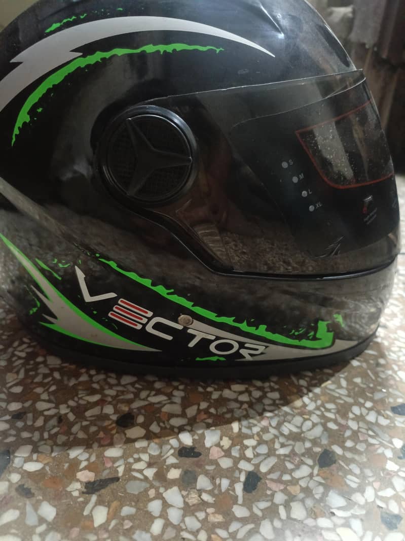 vECTOR HELMET 1