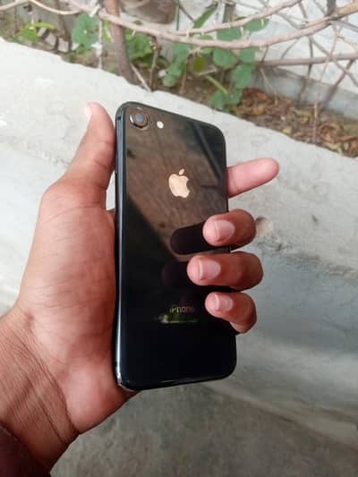 iPhone 8 black colour 10/9 condition panel Mein white line Hai Thodi