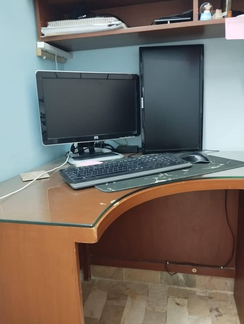 Spacious, wooden Study table 6