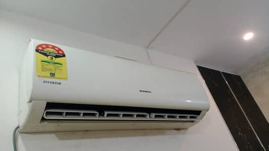 Gournal AC 10 by 10condition