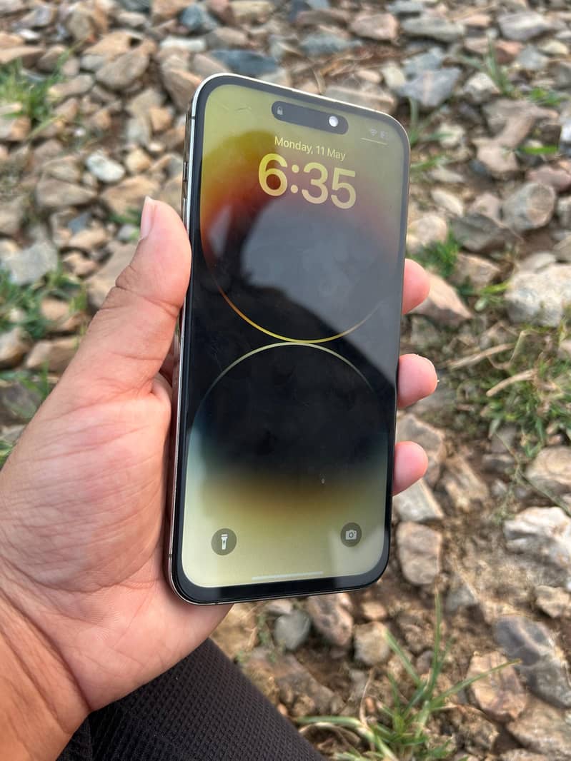 14 pro max 6