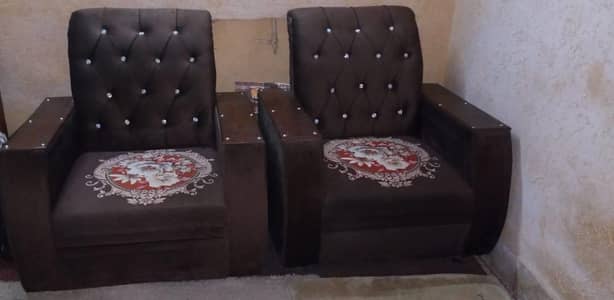 Sofa Set 5 . . New condition. . . . 100% neat clean ok