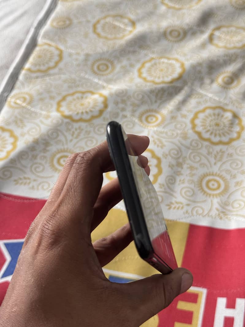 Apple iPhone 7 Plus 6