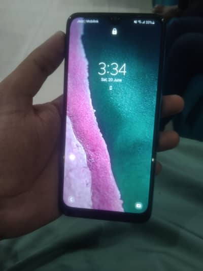 SAMSUNG GALAXY A30