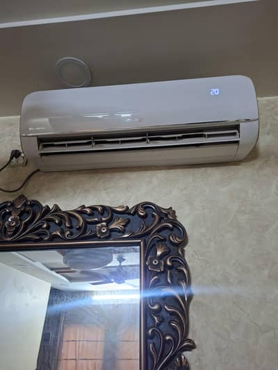 kenwood  E inverter Tech   2019 Model with orignal Gas