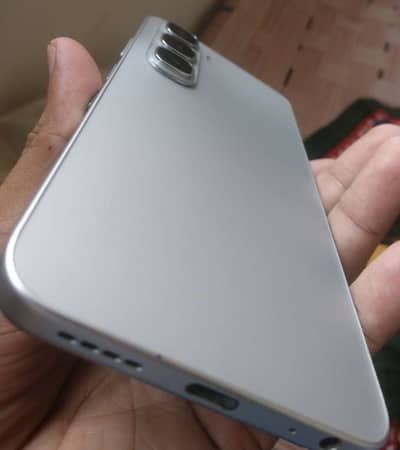 Infinix Hot 60i