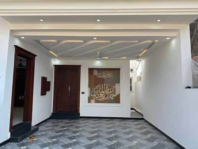 10 Marla Ground Portion Available for Monthly Rent. . .