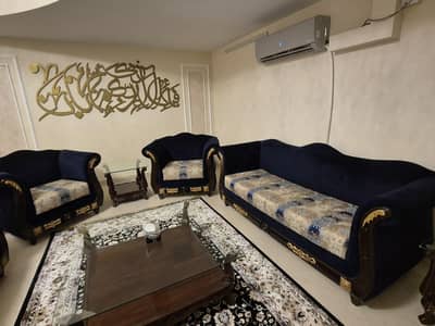 5 seater very beautiful and elegant sofa set for sale