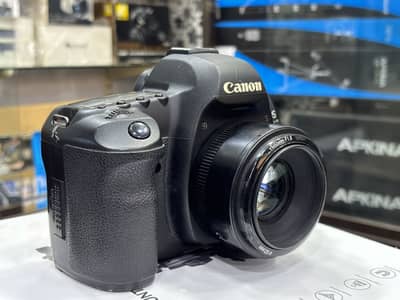 Canon 5D mark II - Fullframe body - in good condition