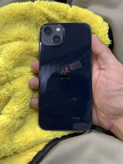 Apple iPhone 13