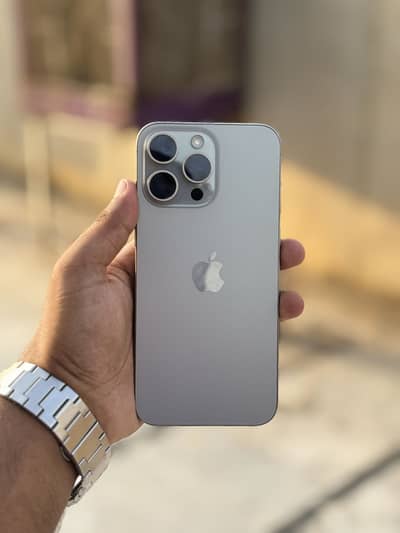Apple iPhone 15 Pro Max